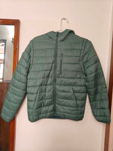 kids puffer with detachable sleeves