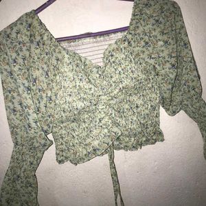 women&#39;s summer crop top ✨