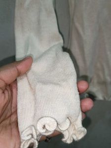 Cute Ruffled Long Sleeve Top