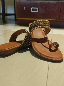 Brown Toe Ring Embellished Sandals