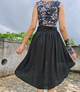Floral Top &amp; High-Low Skirt Set🩷🩵🖤