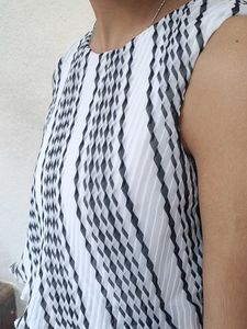 Chic Striped Midi Dress
