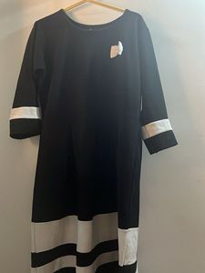Chic Black &amp; White Dress