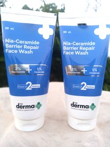 Combo Pack ❤️ Nia-Ceramide Barrier Repair Facewash