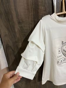 Stylish White Graphic Tee