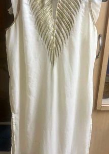 Elegant White Kurta N This Kurti Available On Coin