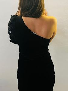 Chic One-Shoulder Mini Dress