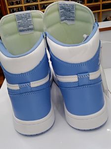 NIKE AIR JORDEN