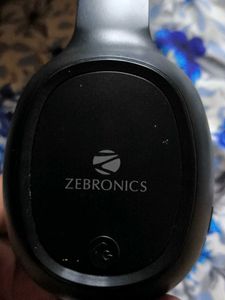 Black Wireless Headphones