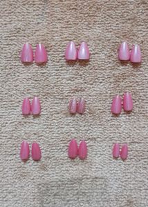 Chrome Effect Nails Which Gives You The Chic Look