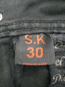 Men Mildly DistressedMid-Rise Cotton Jeans