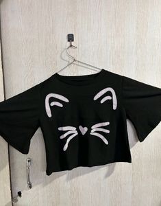 Women&#39;s Crop Top🎀🤍