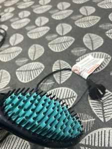 VEGA X-Glam Hair Straightening Brush