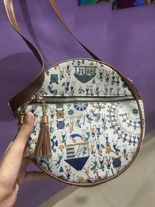 Sling Bag With Ethnic Design
