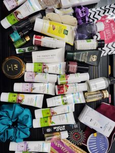MYSTERY SKINCARE- ANY 7 WITH FREEBIES ❤️