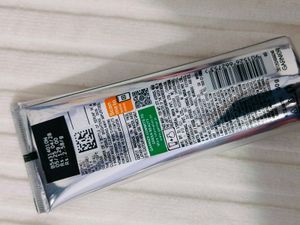 Garnier Vitamin C Serum Cleanser