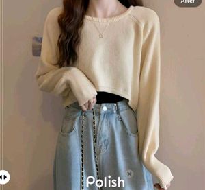 New with tag Pinterest Stylish White Crop pullover