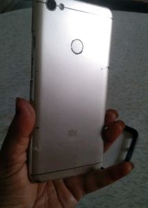 Redmi Y1