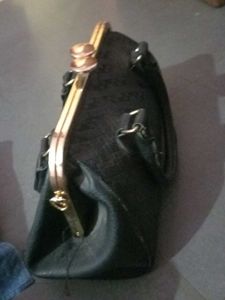 Beautiful Hand Bag Complete New Bg