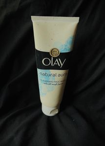 Olay Natural Aura Face Wash
