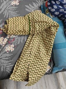 Red Printed Kurta Set - 2XL - Used Once
