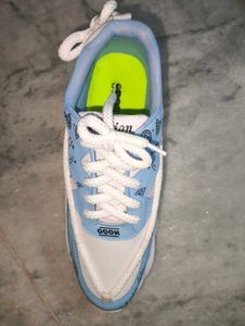 Blue &amp; White Fashion Sneakers