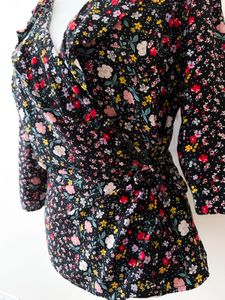 FLORAL COTTON TOP