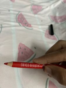 2  Lip Liner Pencil
