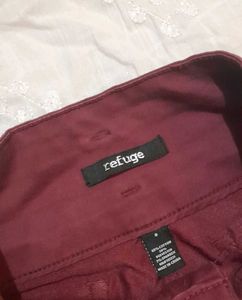 Maroon High-Waisted Jeans