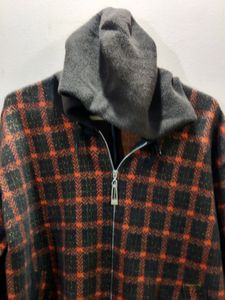 premium mens plaid tartan hooded jacket.(imported)