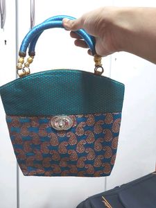 Purse