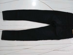 I am selling my jeans 👖 which now tight for me