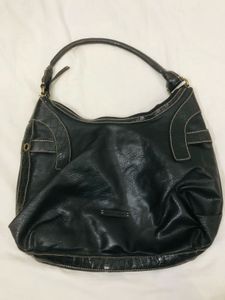 authentic 💯 Black Hobo Bag