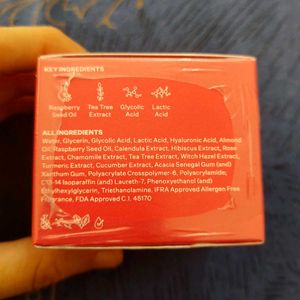 Bayla Skin Raspberry Face Mask💗