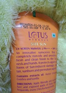 Lotus Herbale Gel Sunscreen 🪷