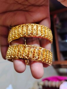 2 Beautiful Golden Banglas 😘😘😘