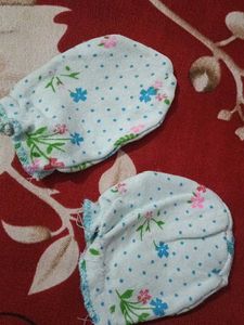 Floral Baby Mittens