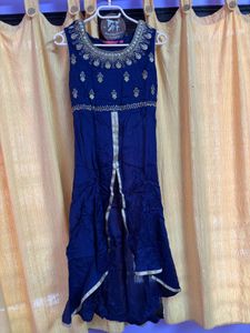 Morpankh Embroidered Kurta