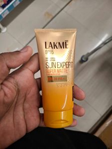 Lakme Sun Expert Tinted Sunscreen 50 SPF