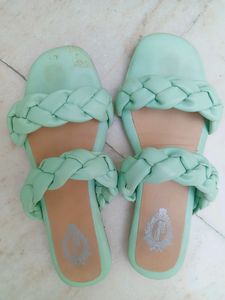 Shoetopia Green Braided Flats Size -38