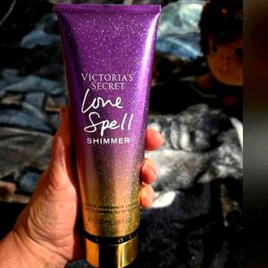 Victoria&#39;s Secret Love Spell Shimmer Lotion