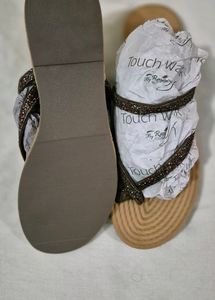 Brand New Women&#39;s Flat Chappal