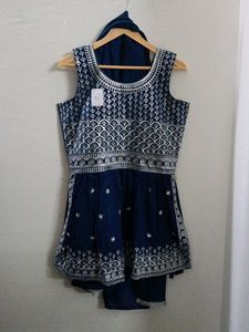 Last Price !!!Part Wear Kurti Set