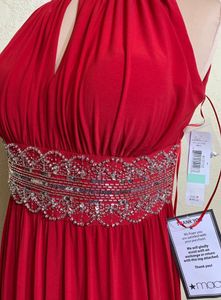 R&amp;M Richards Women&#39;s Sleeveless Evening Gown