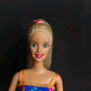 Barbie Kennel Care 2001 Doll
