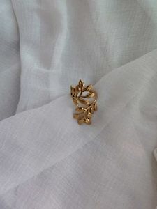 18k Gold Plated Leaf Finger Ring
