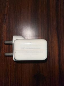 Original Apple 10W USB Power Adapter (Model A1357)