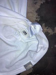THE NORTH FACE T-SHIRT
