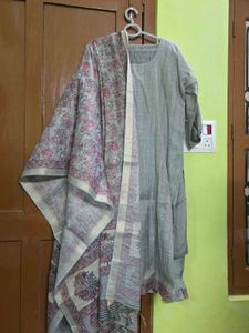 Elegant Embroidered Kurta Set