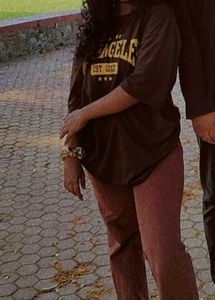 brown oversized tee